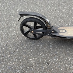 ブレーキ付キックボード
の画像