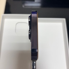 【フレーム美品】Apple iPhone 14 Pro ディープパープル 本体の画像