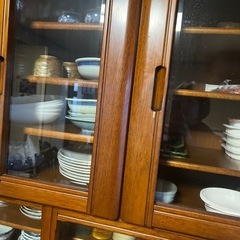 食器棚の画像