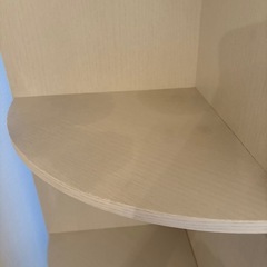 無料」コーナー収納棚の画像