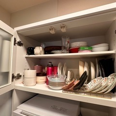 食器棚の画像