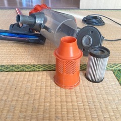 ⭐️値下⭐️サイクロン型　掃除機　ゴミパック不要の画像