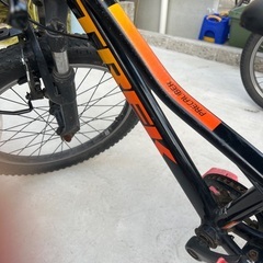 自転車　キッズ　トレック　マウンテンバイク　プレキャリバー20の画像