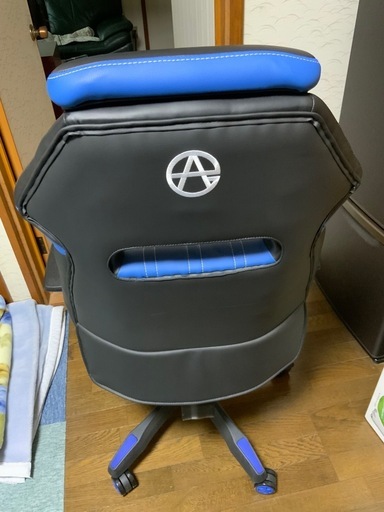 ゲーミングチェアー美品