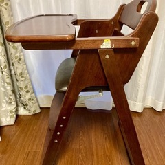 【受け渡し者決定】KATOJI 　木製ワイドハイチェアの画像