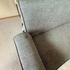 ソファーグレー2026年3月28日までに引取れる方の画像