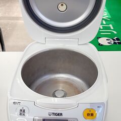 ★リユースのサカイ高崎店★TJ14819 TIGER 炊飯器 5.5合 2023年製 動作確認／クリーニング済みの画像