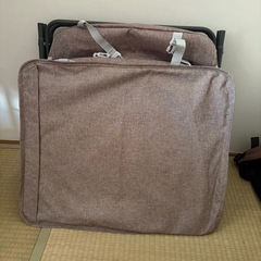 Ubravoo ベビーベッド／折りたたみ可の画像