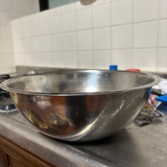 ボウル、水をこすきかい機会の画像