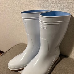 【決まりました】白 長靴の画像