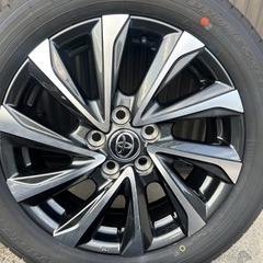 トヨタ ノア ヴォクシー　90系　純正 17in 6J +40 PCD114.3 205/55R17 トーヨータイヤ　2025年製　純正ナット付の画像