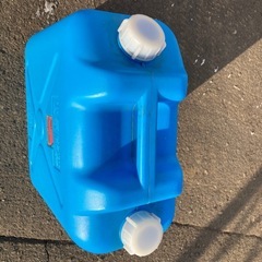 ポリタンクの画像