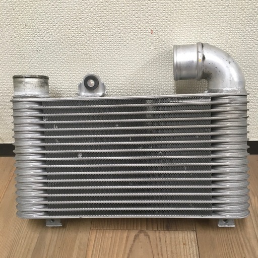 トヨタ  ハイエース２００系　インタークーラー❗️