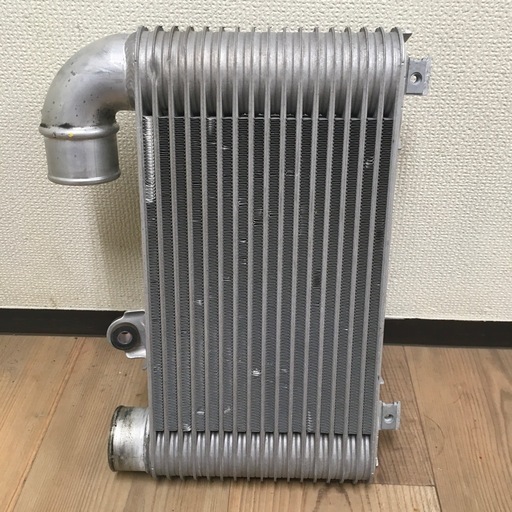 トヨタ  ハイエース２００系　インタークーラー❗️