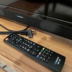maxzen 32インチテレビ（液晶割れ）の画像