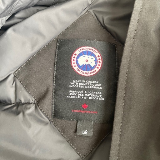 Canada Goose ブラックダウンジャケット 7967JL