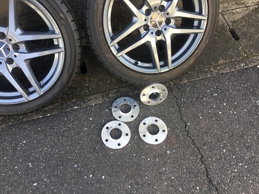 ベンツ　スタッドレスホイールセットとスペンサー