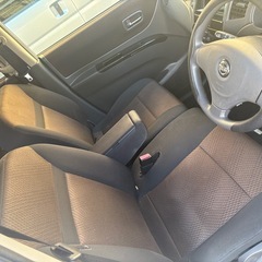 ニッサンルークス2013年製の画像