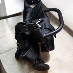 【美品・本日限定価格・配送◎】エアバギー ココプレミアム レインカバー 純正空気入れ ドリンクホルダー付きの画像