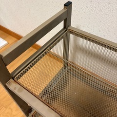 スチールラック（屋外で使用してたもの）の画像