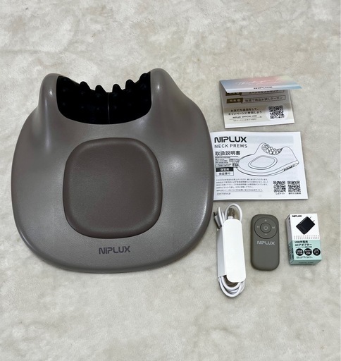 NIPLUX NECK PREMS 温熱　首枕
