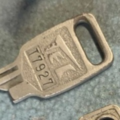 HONDA モンキー　純正ブランクキーを探しています。