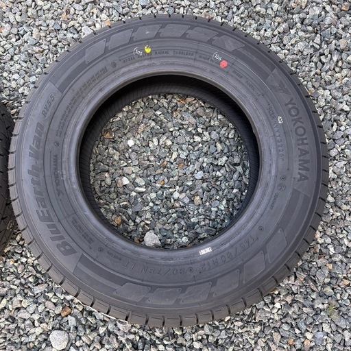 145/80R12 新品 ヨコハマ　ブルーアースVAN RY55 ２本