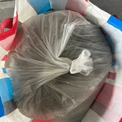 欅をくり抜いた火鉢の画像