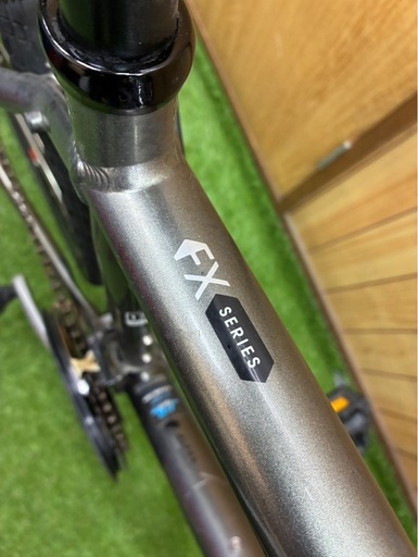 TREK FX 7.0 クロスバイク 21段変速 700×35C 45cm 自転車　