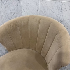 キャスター付きオフィスチェア　ベージュ　布貼り　ワークチェアの画像