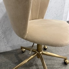 キャスター付きオフィスチェア　ベージュ　布貼り　ワークチェアの画像