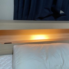 セミダブルサイズのフランスベッドの画像