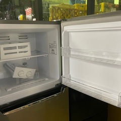 Hisense 227L2ドア冷蔵庫 HR-B2302 2021年製 中古の画像