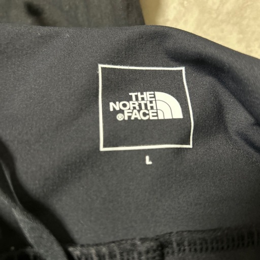 THE NORTH FACE パンツ&ロングスパッツタイツ