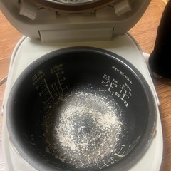 東芝の炊飯器（5.5合）をお譲りします。の画像
