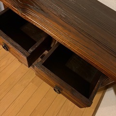 アジア風の棚　チェストの画像