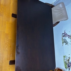 4人掛けダイニングテーブルセット
の画像