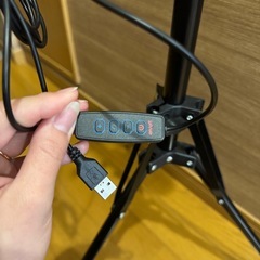 USB式 リングライト 三脚付き 調光可能 の画像