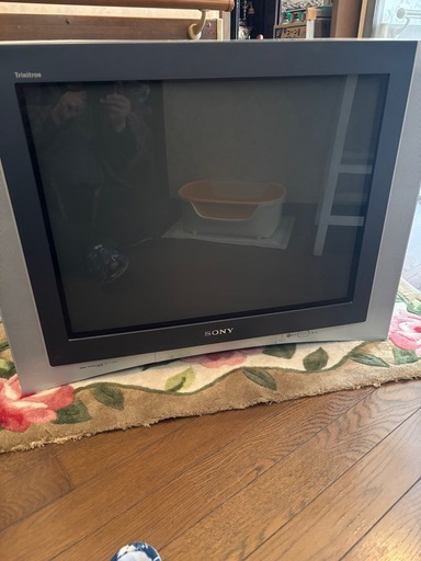 ソニーブラウン管テレビ　受け取り限定品 地デジチューナー　リモコン付き