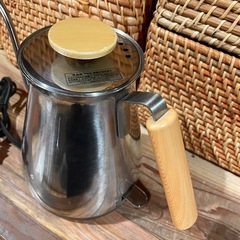 APIX 電気カフェケトル 0.7L AKE-278 木目調ハンドルの画像