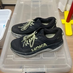 HOKAの画像