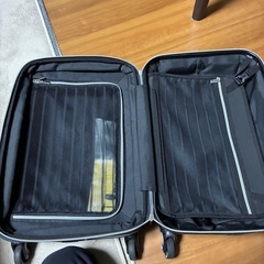 キャリーケースの画像