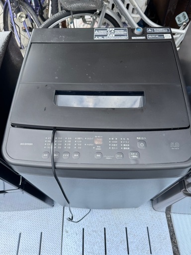 洗濯機　アイリスオーヤマ　IAW-T504-B 2025 年式　5キロ