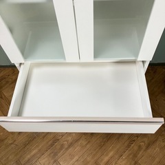 【人気スリムタイプ！】ニトリ　食器棚　白　ホワイト　スリムタイプ！　大容量の画像