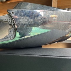 200系ハイエース純正ミラーカバーの画像