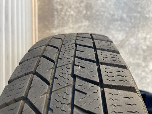 No.214スタッドレスタイヤ145/80/R13 4H PCD100スチールホイール付4本セット