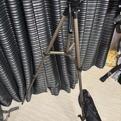 【最終価格】三脚 全高約130cm スマホホルダー付きの画像