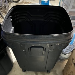 ゴミ箱バケツの画像