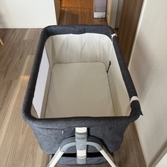 ベビーベッドの画像