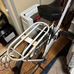チャリ🚲鍵、ヘルメット付きの画像